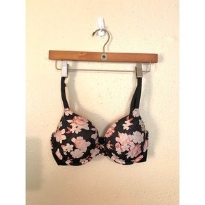 Victoria’s Secret PINK Floral Push Up Bra 32DD